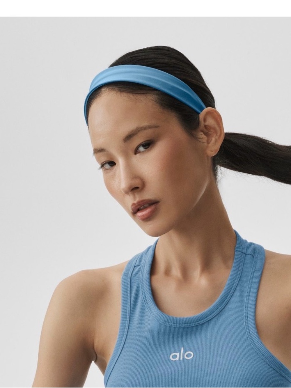 ALO airlift so smooth headband in Cali Blue